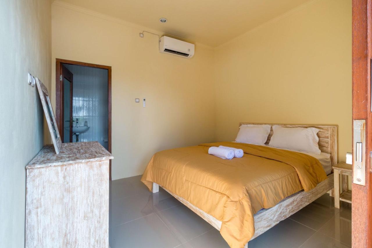 Dicky Guest House 2 Batu Bolong Canggu Buitenkant foto